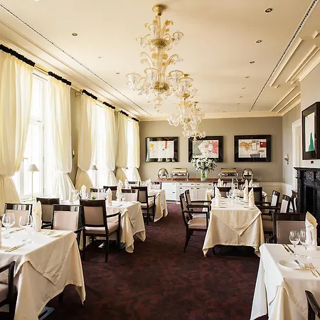 Le Palais Art Hotel