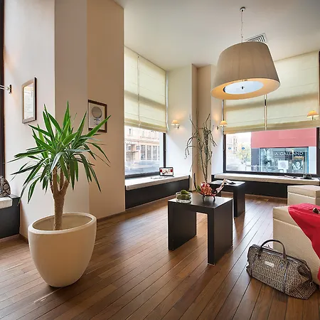 Hotel Suite Home Prague Hotel apartamentowy 4*