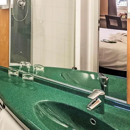 Hotel Ibis Old Town