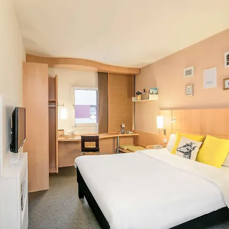 Hotel Ibis Old Town