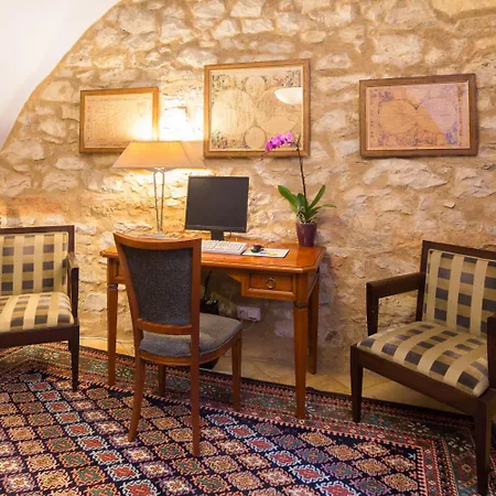 The Golden Wheel Hotel Prague