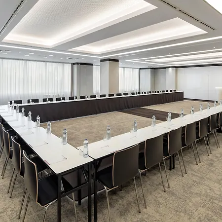 Hotel Clarion Congress 4*