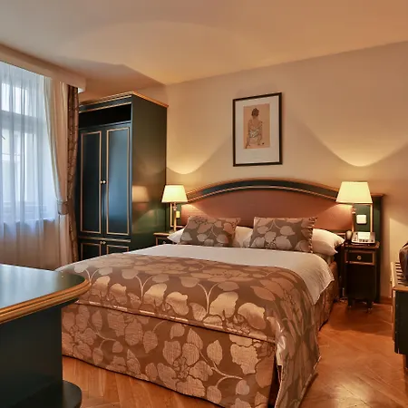 Elysee Prag