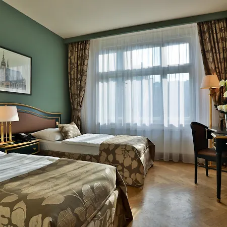 Elysee Hotell