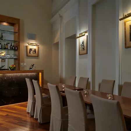 Ventana Hotel Praag