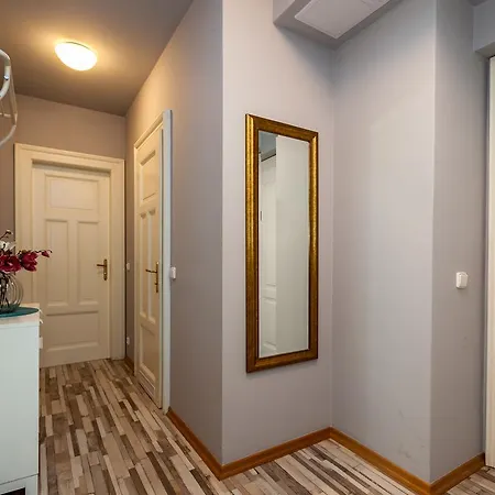 Lovely - Truhlarska Apartment