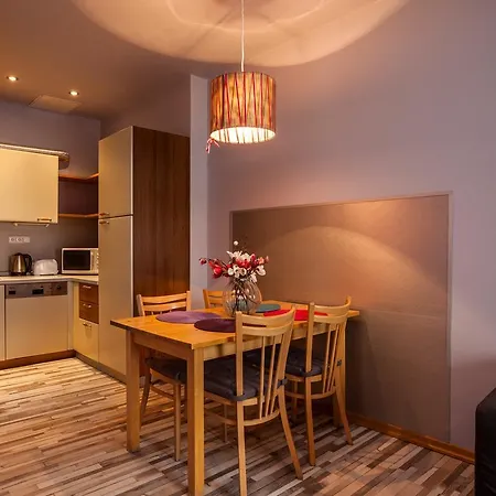 Apartment Lovely - Truhlarska *