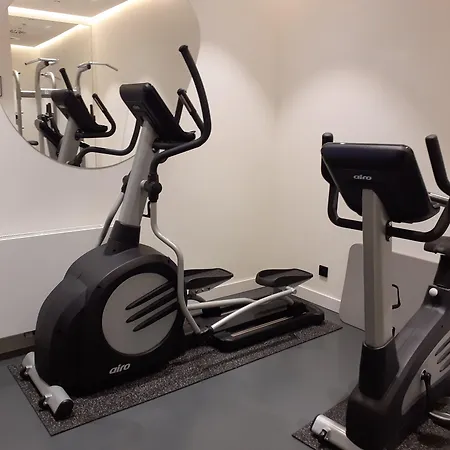 Otel Urban Creme 5*