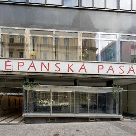 Apartment Apple Prag