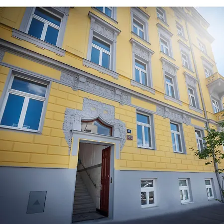 Apartmán Letna Garden *