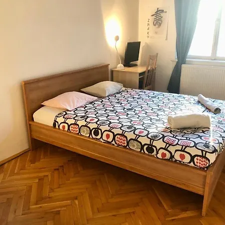 Habitación en casa particular Chez Jitka Et Gautier - A Great Alternative To A Praga