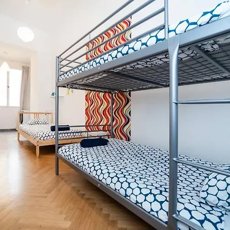 Bright, Spacious In The Historic Centre Apartment *