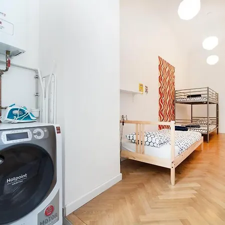 Apartment Bright, Spacious In The Historic Centre *