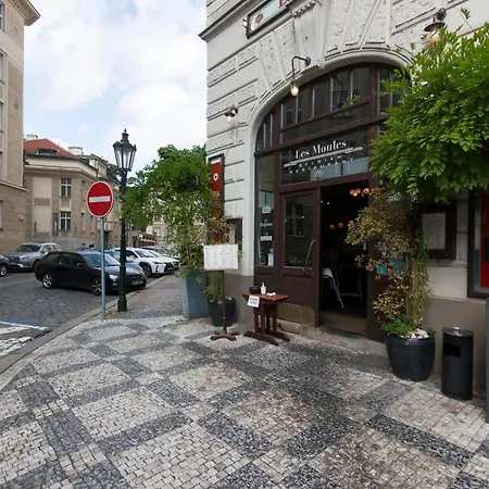 Billionaires Club Loft Sauna Center Apartment Prag