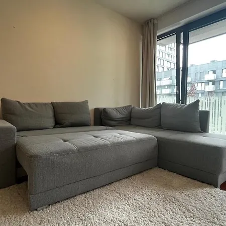 Garden Tower S Balkonem, Garaz Apartament *