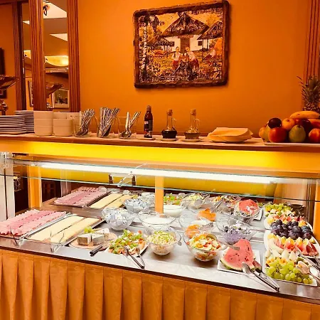 Hotel Askania 4*