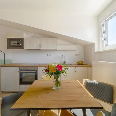 Hostel Luma Terra Prague