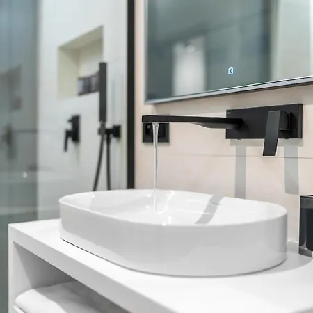 Port Karolina Luxury * Prague