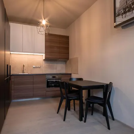 Rimska 14 Apart-hotel Praga