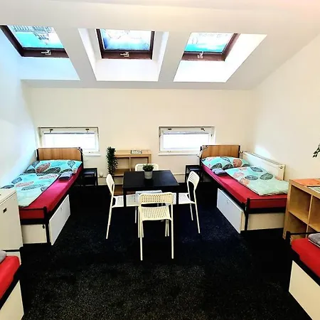 Hostal Thai Sun *