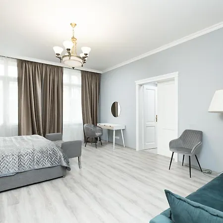 Luxury 150m2 On Wencelas Square With Private Garage