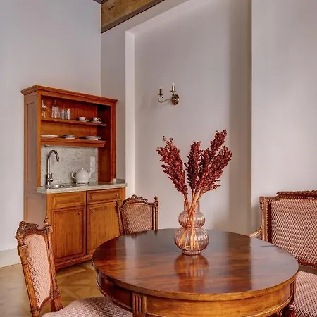 Nerudova 211 Hotel