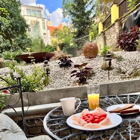 Amazing Flat With Garden, Vinohrady Near Center Apartment Prague