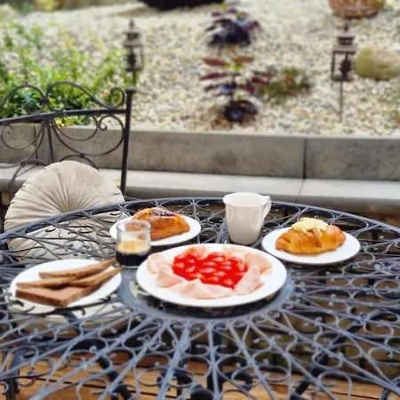 Amazing Flat With Garden, Vinohrady Near Center Apartment Prague