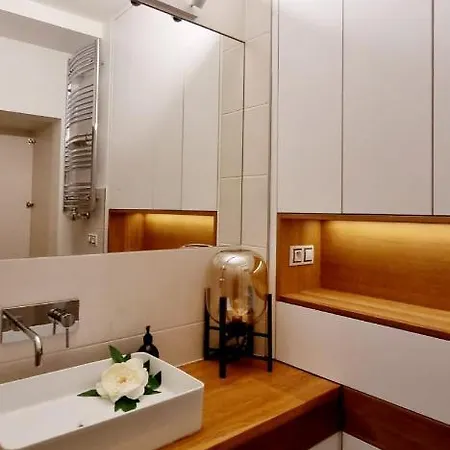 Amazing Flat With Garden, Vinohrady Near Center * Prague