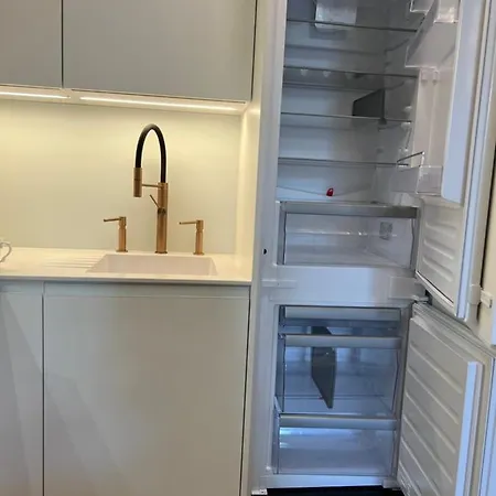 Amazing Flat With Garden, Vinohrady Near Center * Prague