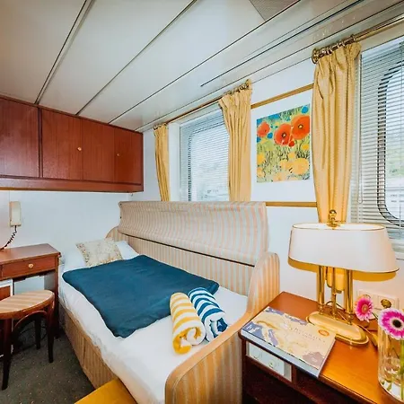 Botel River Koenigstein Praag