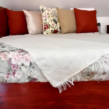Old Town Konviktska - Bohemian Apartment Prag