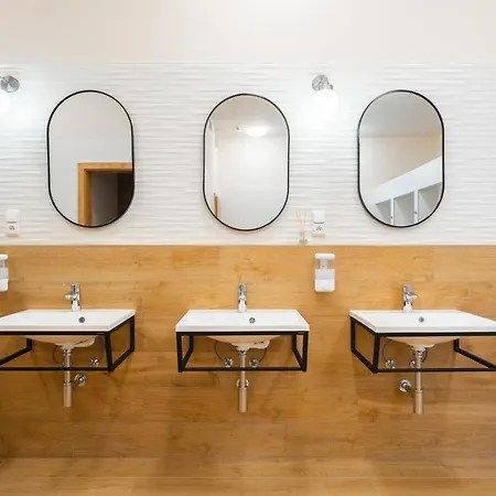 Luma Terra Hostel Prague