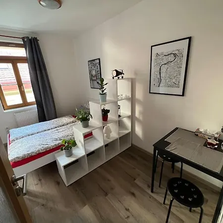 Appartamento Modern Krymska & Francouzska Street