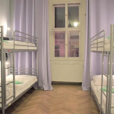 Auberge de jeunesse Globe Adults Only *