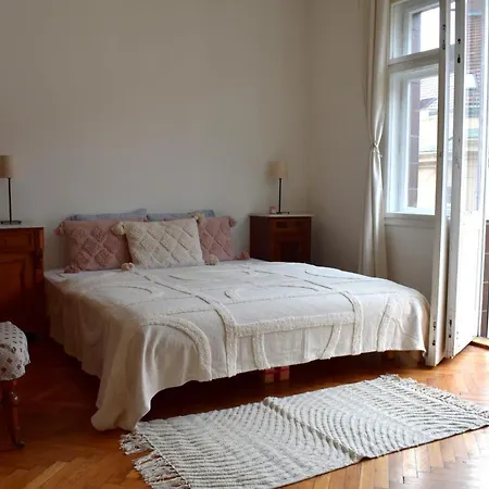 Apartment Old Town - Konviktska Prague