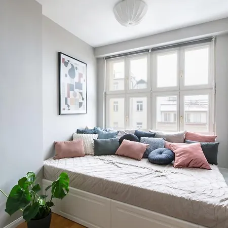 Apartment Turnkey I Angelo Roma Prague