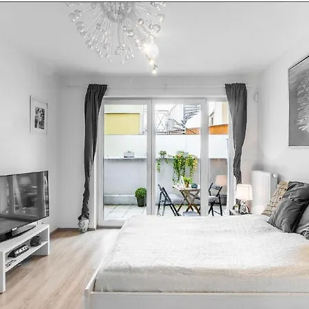 Blanc De Luxe Apartment