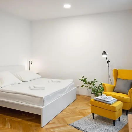Apartment Veleslavin *