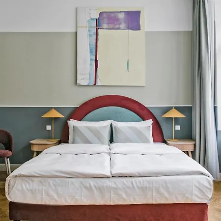 La Ballerina Aparthotel 4*