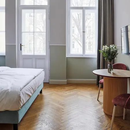 La Ballerina Aparthotel