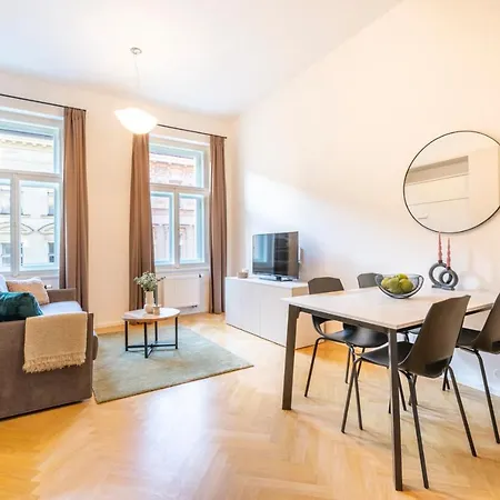 Apartmanhotel Petrin Tower Prága