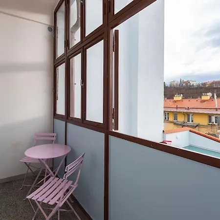 Apartment Sweet Cozy Close To Mala Strana Prague