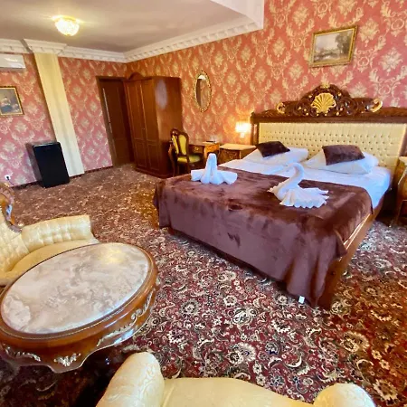 Hotell Liliova Old Town 4*