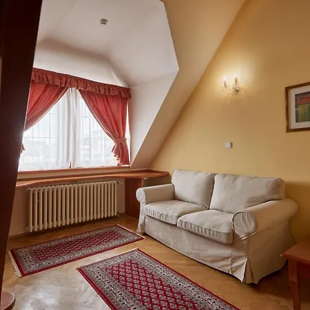 Szálloda Fleur De Lis 4*