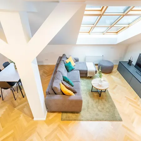 Apartmanhotel Petrin Tower 4*