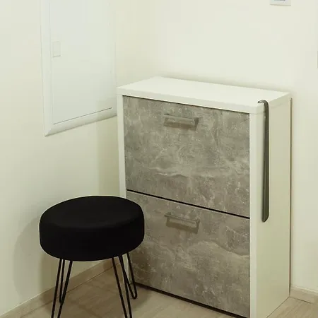 Tran Chien With Free Private Parking Apartment