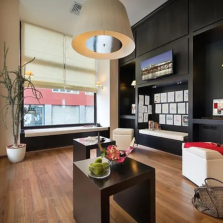 Hotel apartamentowy Hotel Suite Home Prague Praga