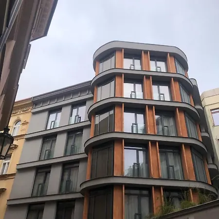 Helmova Prague