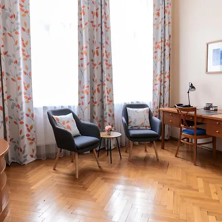 Sibelius Aparthotel 3*